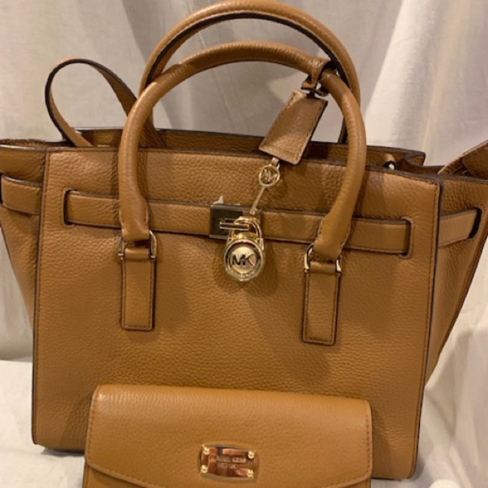 MK LGHamilton Traveler PURS & Jet Set Flap WLT NWT
